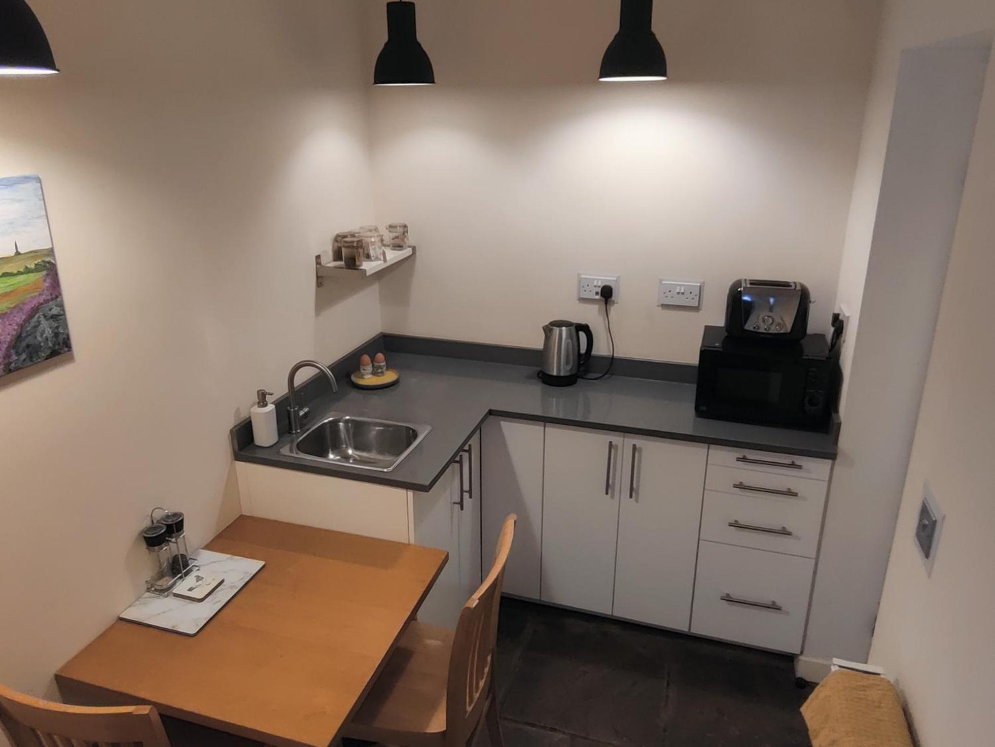 Private Annex To Victorian Villa, With Kitchen And Free Parking トッドモーデン エクステリア 写真