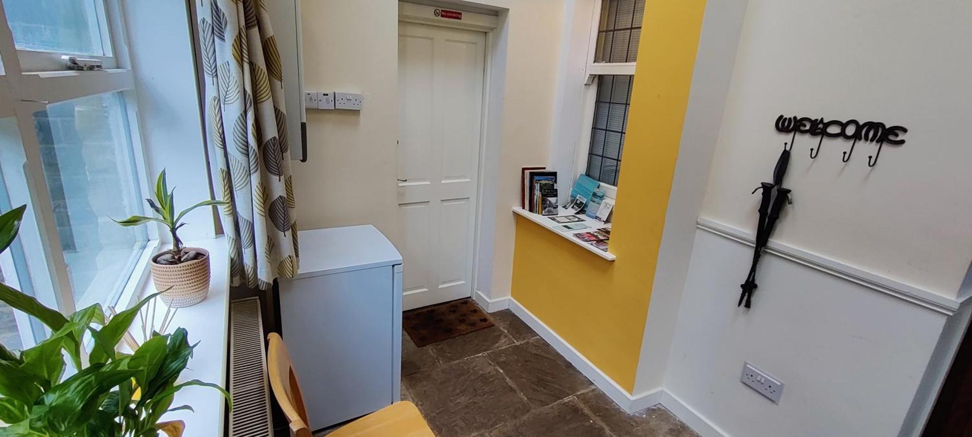 Private Annex To Victorian Villa, With Kitchen And Free Parking トッドモーデン エクステリア 写真